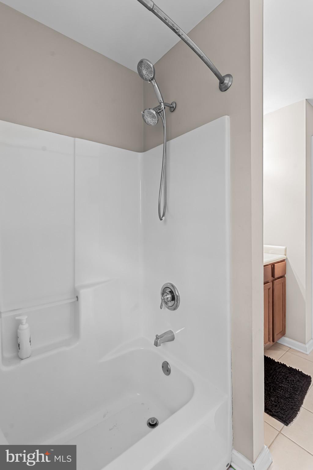 3653 Tuckahoe Road Franklinville, NJ 08322 - Photo 23 of 41 a close view of a bathtub in bathroom