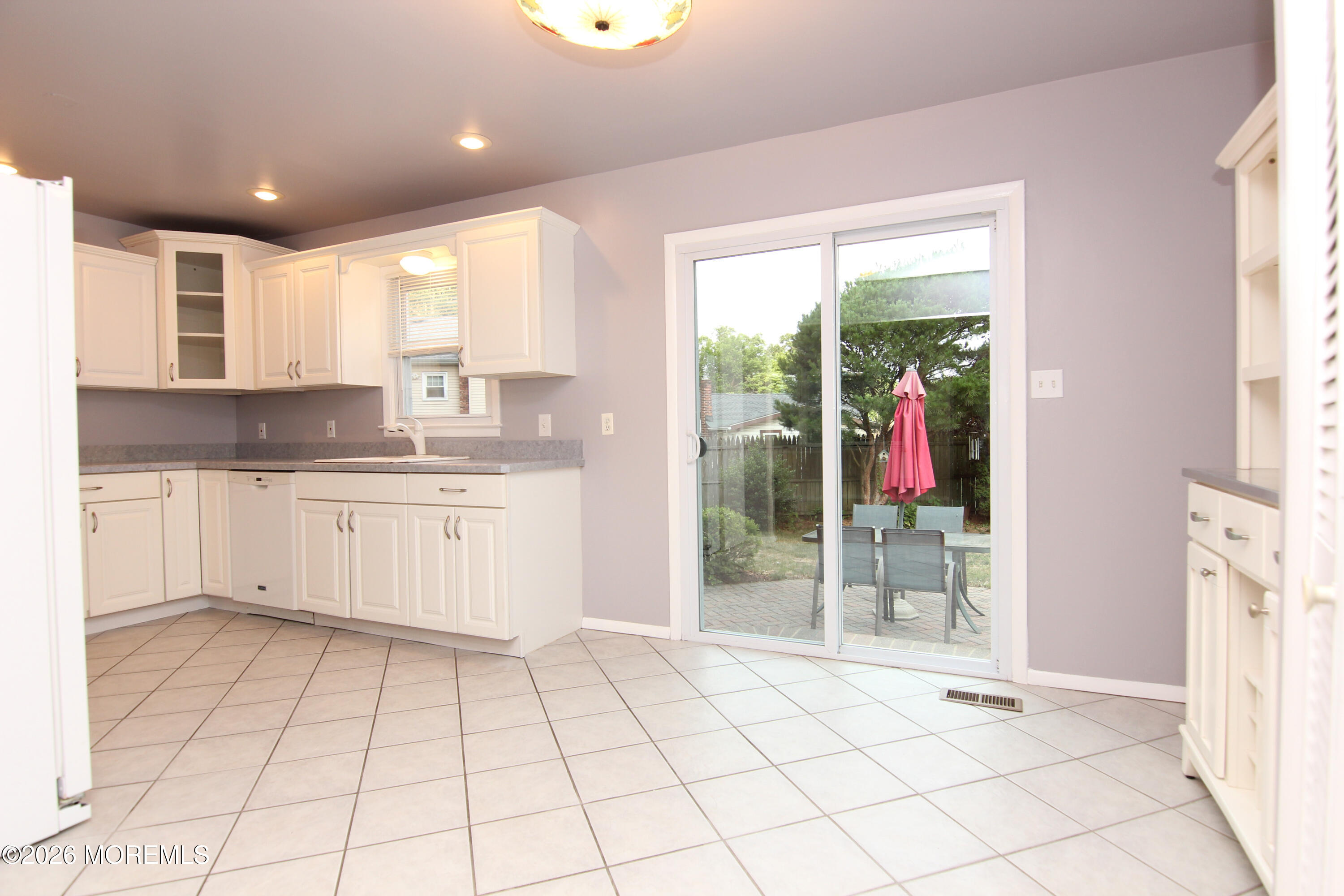 815 Shady Lawn Way Keyport, NJ 07735 - Photo 6 of 46 815 -6