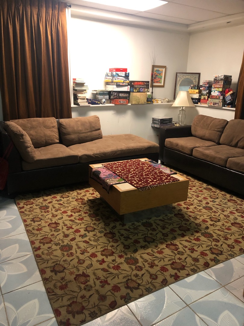 4019 North Tripp Avenue Chicago, IL 60641 - Photo 29 of 31 a living room with furniture