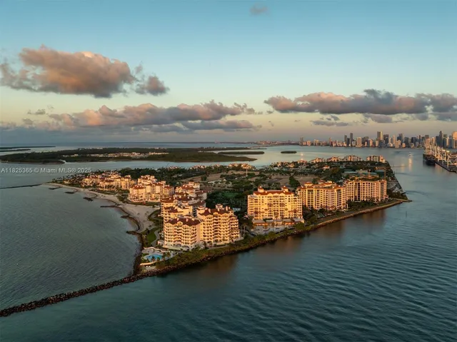 $50,000,000 | 6893 Fisher Island Drive, Unit LPH 6893, Miami Beach, FL 33109