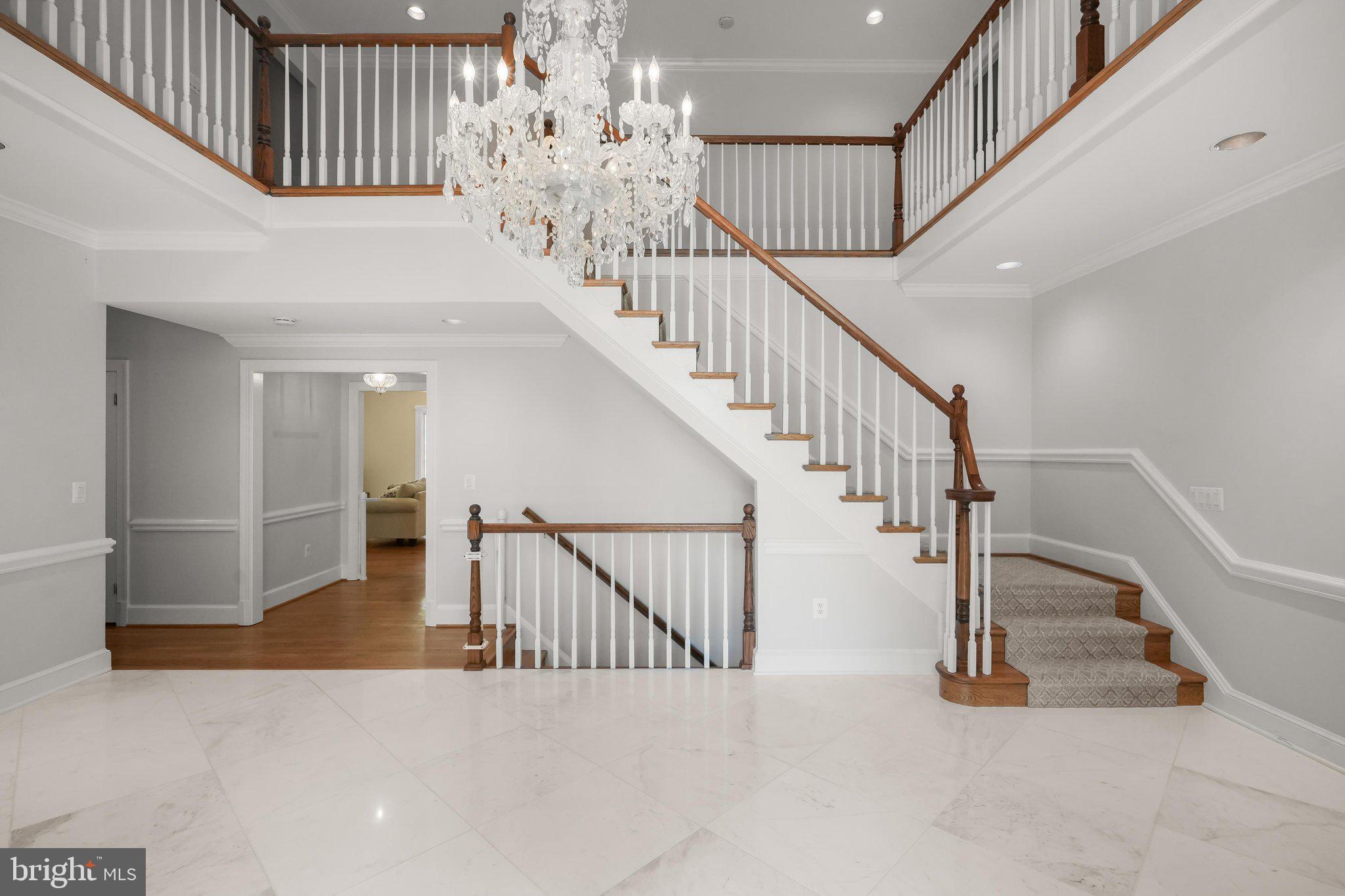 9809 Hall Road Potomac, MD 20854 - Photo 5 of 60 a view of entryway and hall