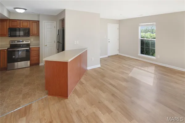 $1,575 | 284 Stonewall Creek Drive, Dardenne Prairie, MO 63368