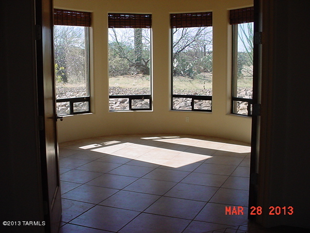 8240 South Long Bar Ranch Place Vail, AZ 85641 - Photo 5 of 22