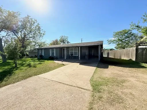 $400,000 | 5102 Waterbrook Drive, Austin, TX 78723