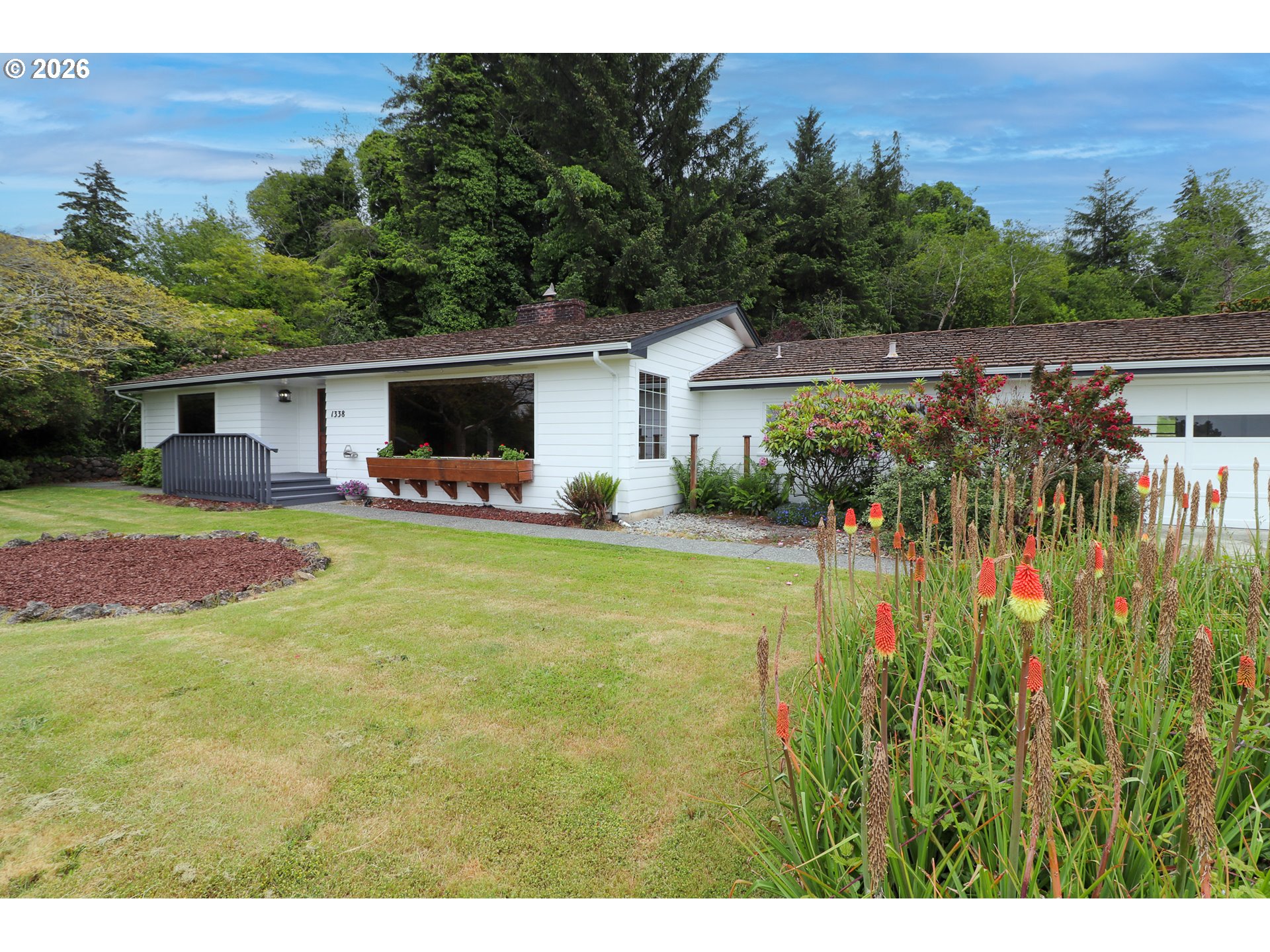 1338 D Street Coos Bay, OR 97420 - Photo 32 of 48