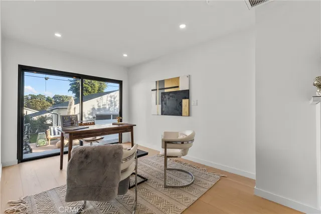 $1,495,000 | 1724 South Fairfax Avenue, Los Angeles, CA 90019