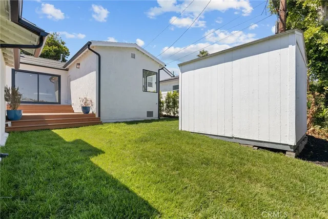 $1,495,000 | 1724 South Fairfax Avenue, Los Angeles, CA 90019