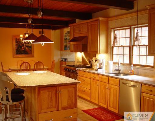 287 Gordon Road Old Bridge, NJ 07747 - Photo 6 of 10