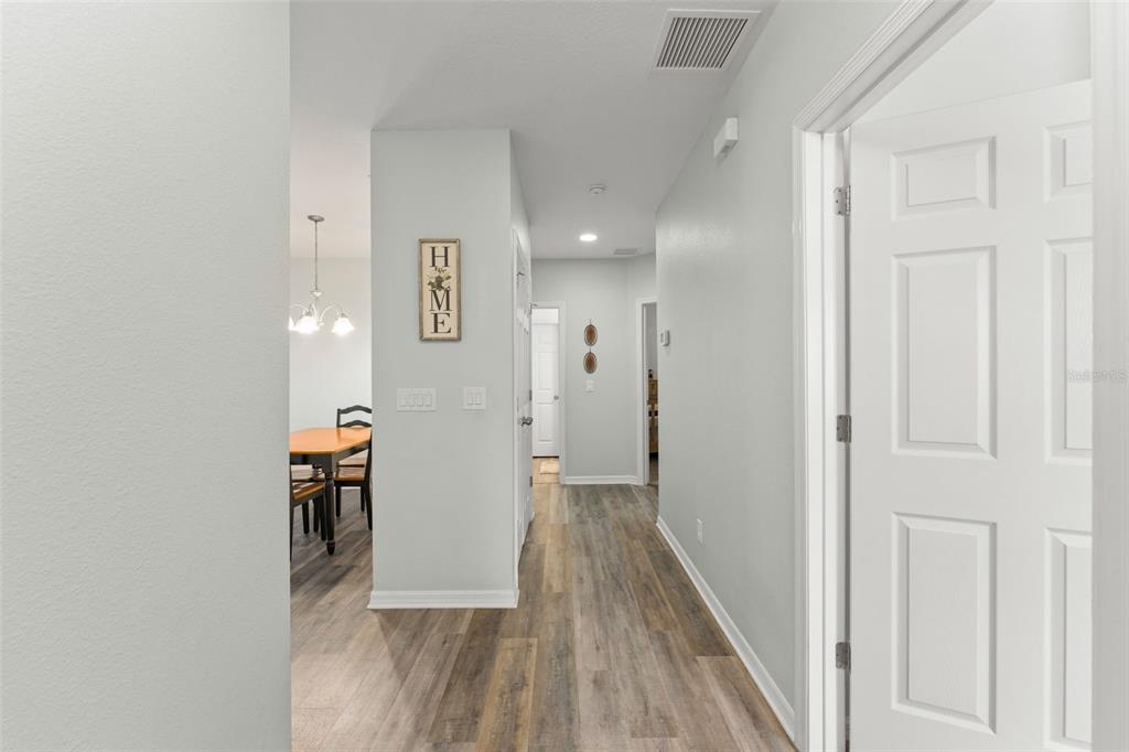 9685 Early Loop Groveland, FL 34736 - Photo 3 of 42