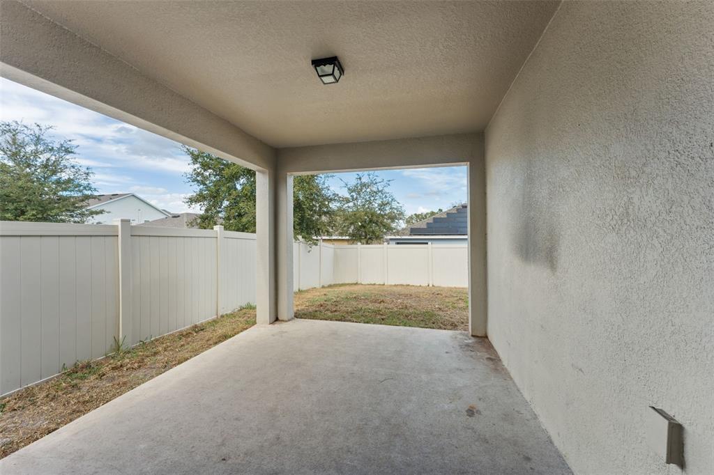 9685 Early Loop Groveland, FL 34736 - Photo 34 of 42