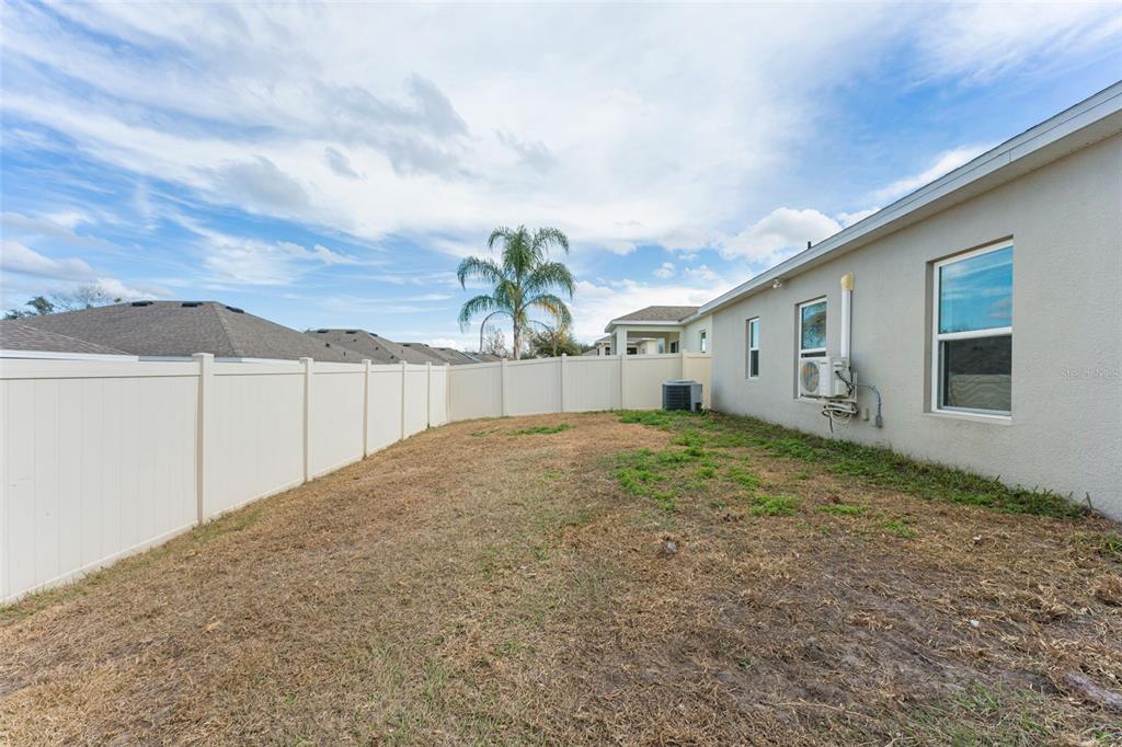 9685 Early Loop Groveland, FL 34736 - Photo 38 of 42