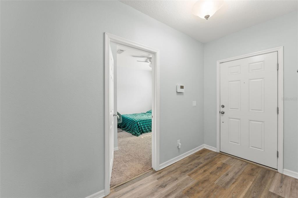 9685 Early Loop Groveland, FL 34736 - Photo 4 of 42