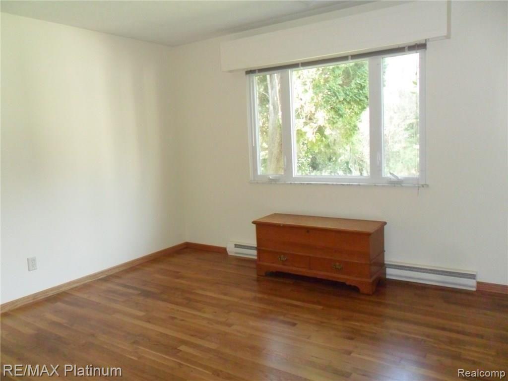 9100 Chambers Road Pinckney, MI 48169 - Photo 10 of 23 SAM_9744.JPG