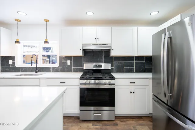 $245,000 | 806 Strong Street, Schenectady, NY 12307