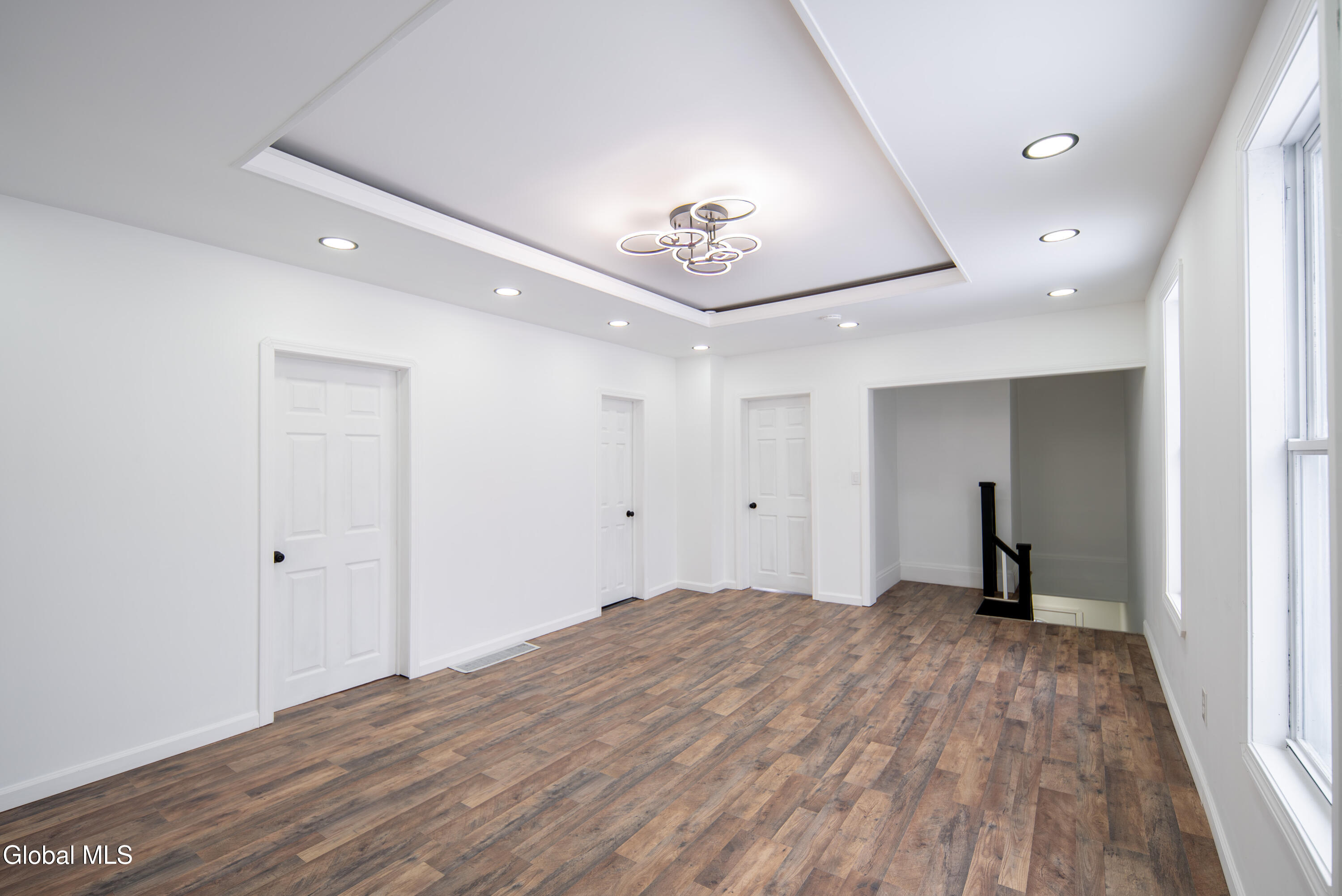 806 Strong Street Schenectady, NY 12307 - Photo 22 of 50 022