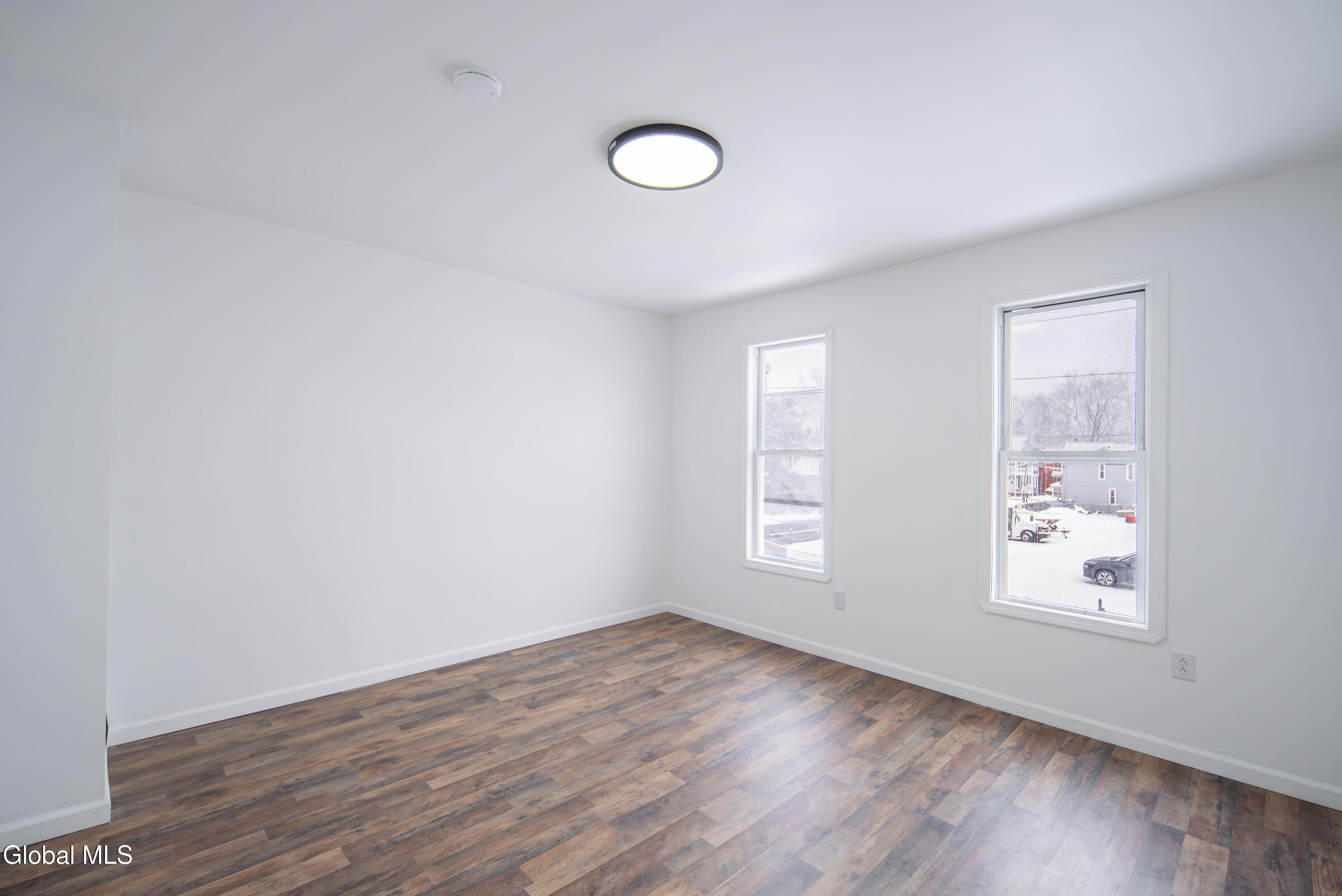 806 Strong Street Schenectady, NY 12307 - Photo 25 of 50 025