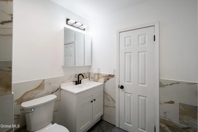 $245,000 | 806 Strong Street, Schenectady, NY 12307