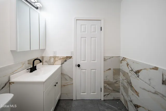 $245,000 | 806 Strong Street, Schenectady, NY 12307