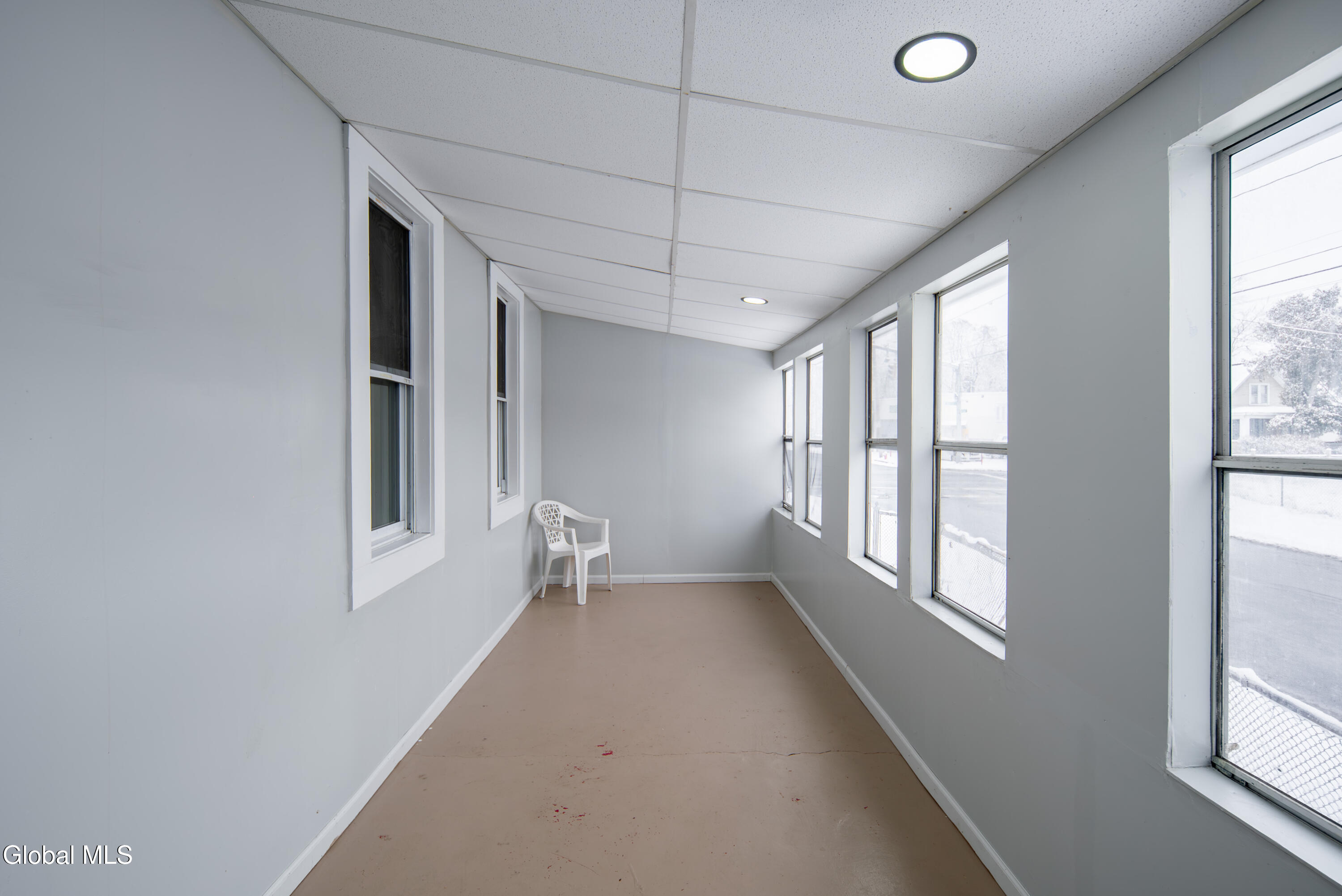 806 Strong Street Schenectady, NY 12307 - Photo 37 of 50 037