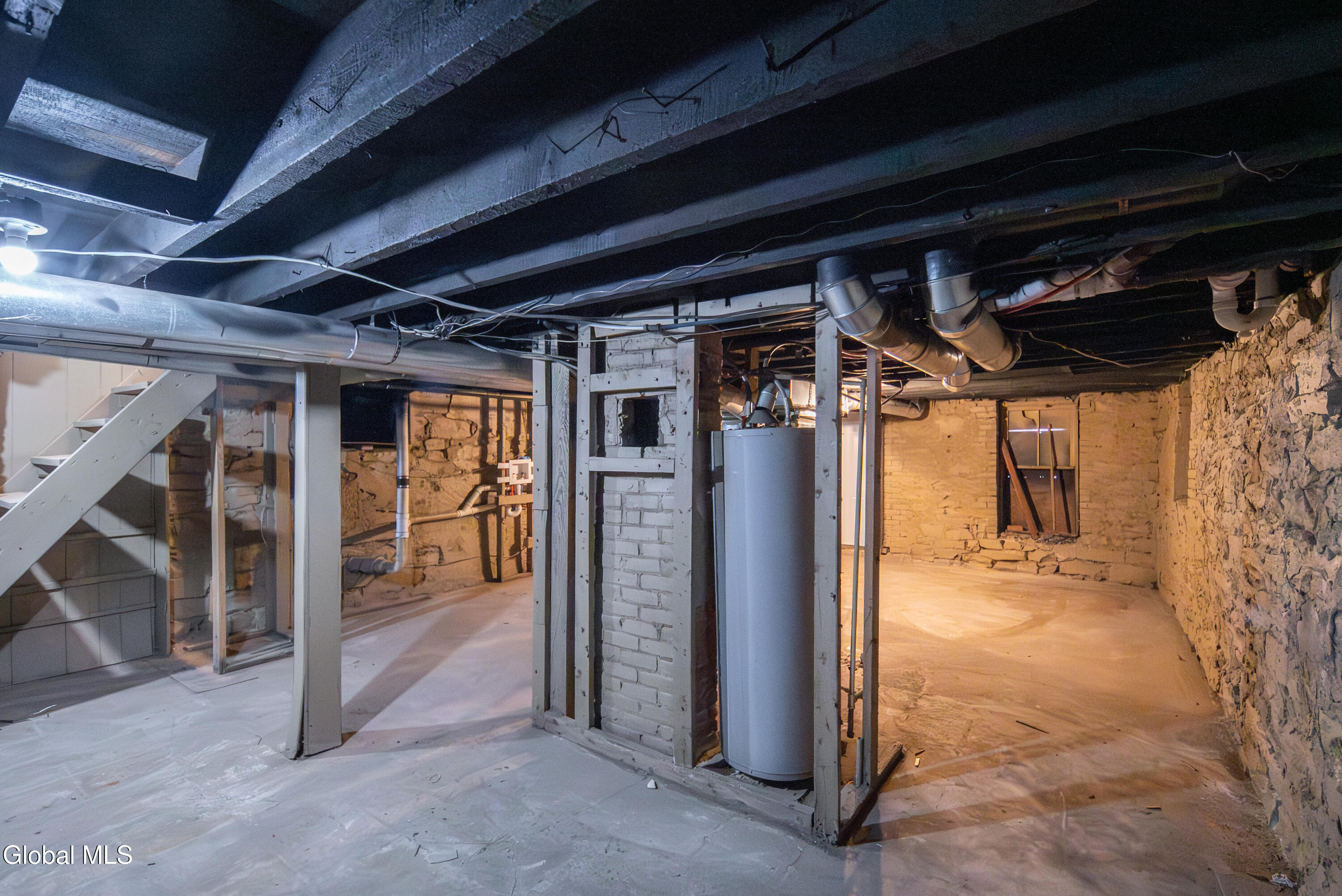 806 Strong Street Schenectady, NY 12307 - Photo 40 of 50 040