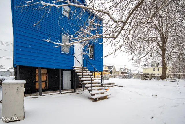 $245,000 | 806 Strong Street, Schenectady, NY 12307