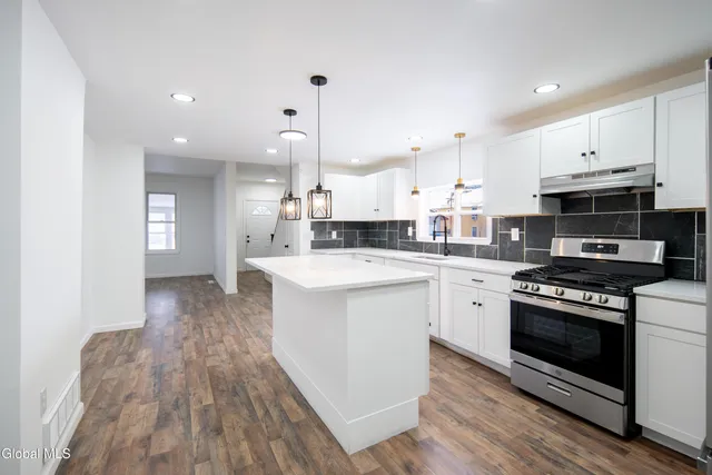 $245,000 | 806 Strong Street, Schenectady, NY 12307