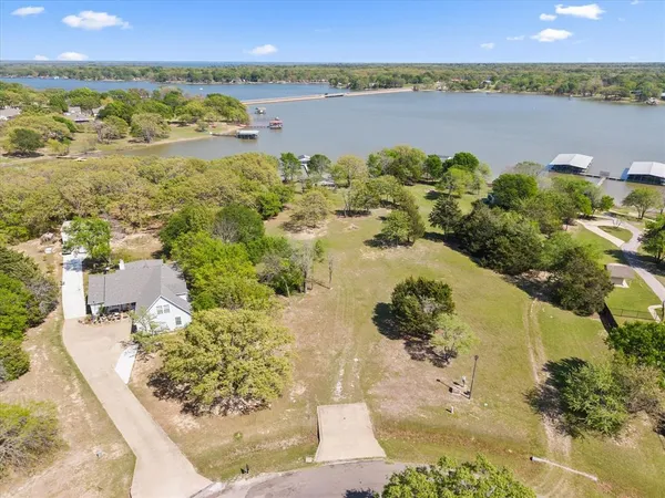 $324,500 | 2776 Waters Edge, Quinlan, TX 75474