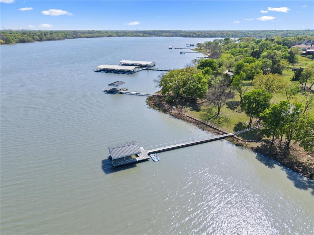 2776 Waters Edge Quinlan, TX 75474 - Photo 12 of 28 an ocean view