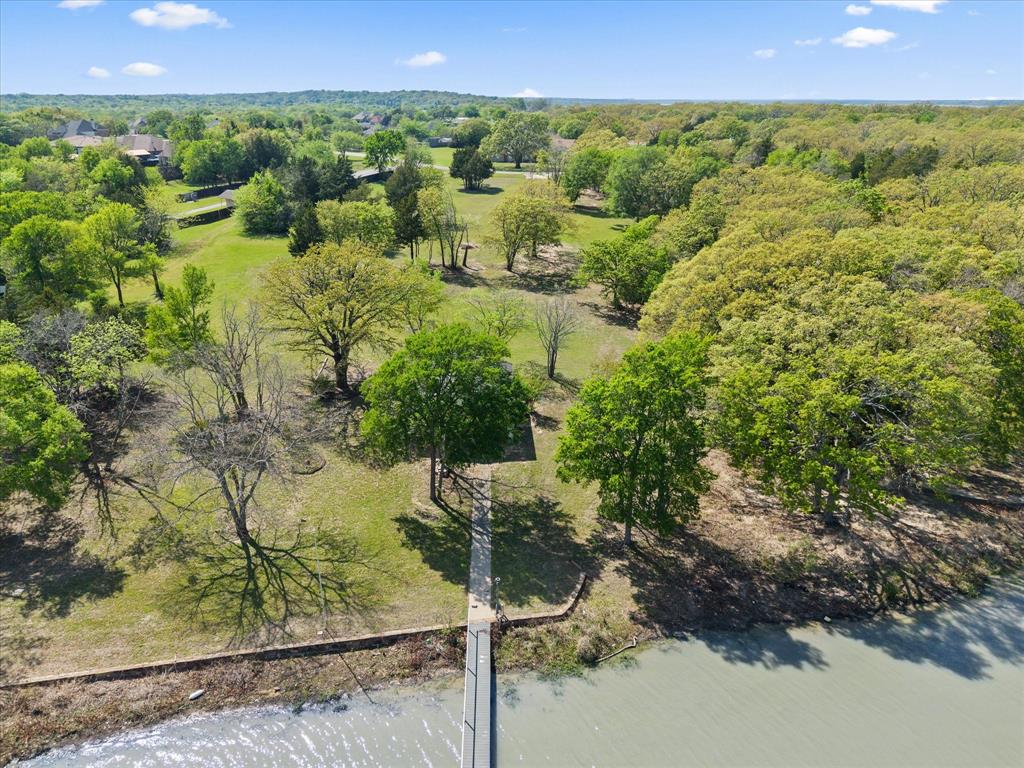 2776 Waters Edge Quinlan, TX 75474 - Photo 10 of 28 a view of a yard