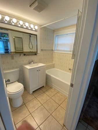 6 Glezen Street Worcester, MA 01604 - Photo 20 of 21 Gallery Image 20