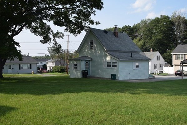 6 Glezen Street Worcester, MA 01604 - Photo 2 of 21 Gallery Image 2