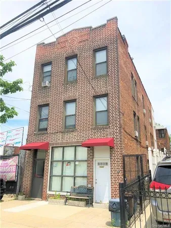 $3,780 | 1840 Bronxdale Avenue, Unit 3 | Morris Park