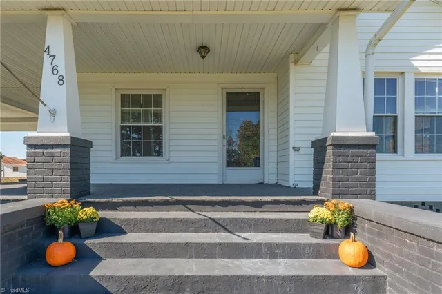 $250,000 | 4768 South North Carolina Highway 150, Lexington, NC 27295