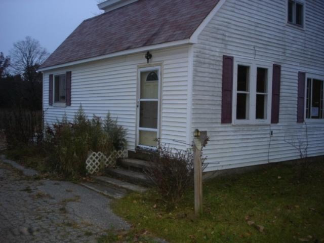 6215 Cline Road Fruitport, MI 49415 - Photo 5 of 5 side of home