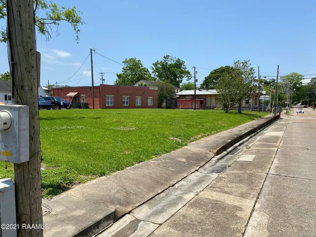 $86,000 | 201 South Jefferson Street, Abbeville, LA 70510