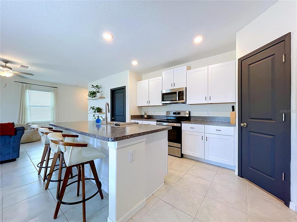 6131 Spring Crayfish Avenue New Port Richey, FL 34653 - Photo 8 of 39 Gallery Image 8