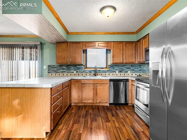 $414,995 | 855 North Matt Drive, Pueblo West, CO 81007