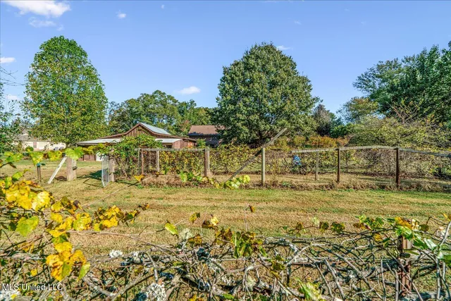 $295,000 | 610 Oakley Road, Senatobia, MS 38668