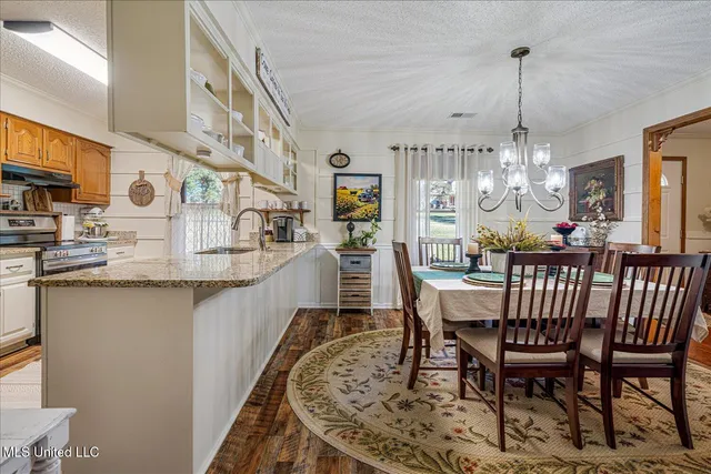 $295,000 | 610 Oakley Road, Senatobia, MS 38668