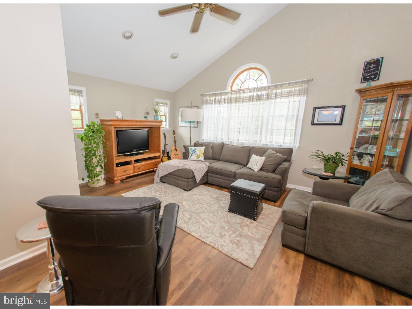 830 Eldridge Road Fairless Hills, PA 19030 - Photo 13 of 25 Family Room