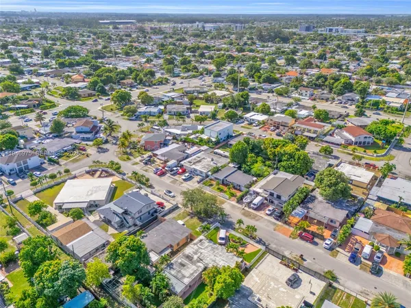 an aerial view of multiple house