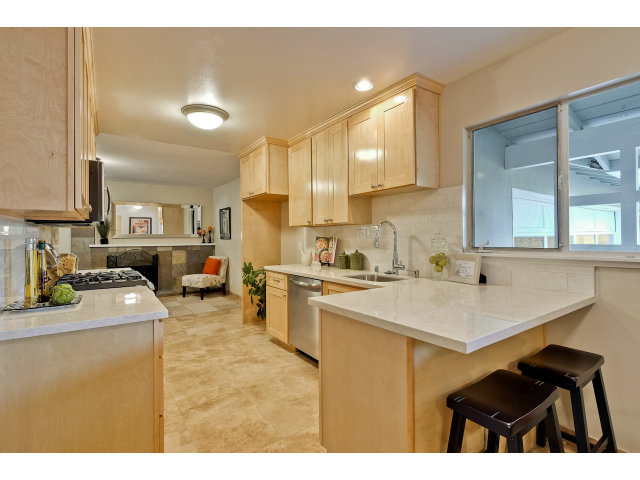 10516 Rampart Avenue Cupertino, CA 95014 - Photo 3 of 22