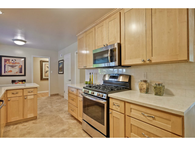 10516 Rampart Avenue Cupertino, CA 95014 - Photo 5 of 22