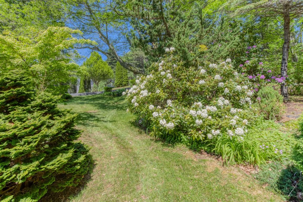 26 Logan Road Boothbay Harbor, ME 04575 - Photo 24 of 30 24. 26LoganRd-2739