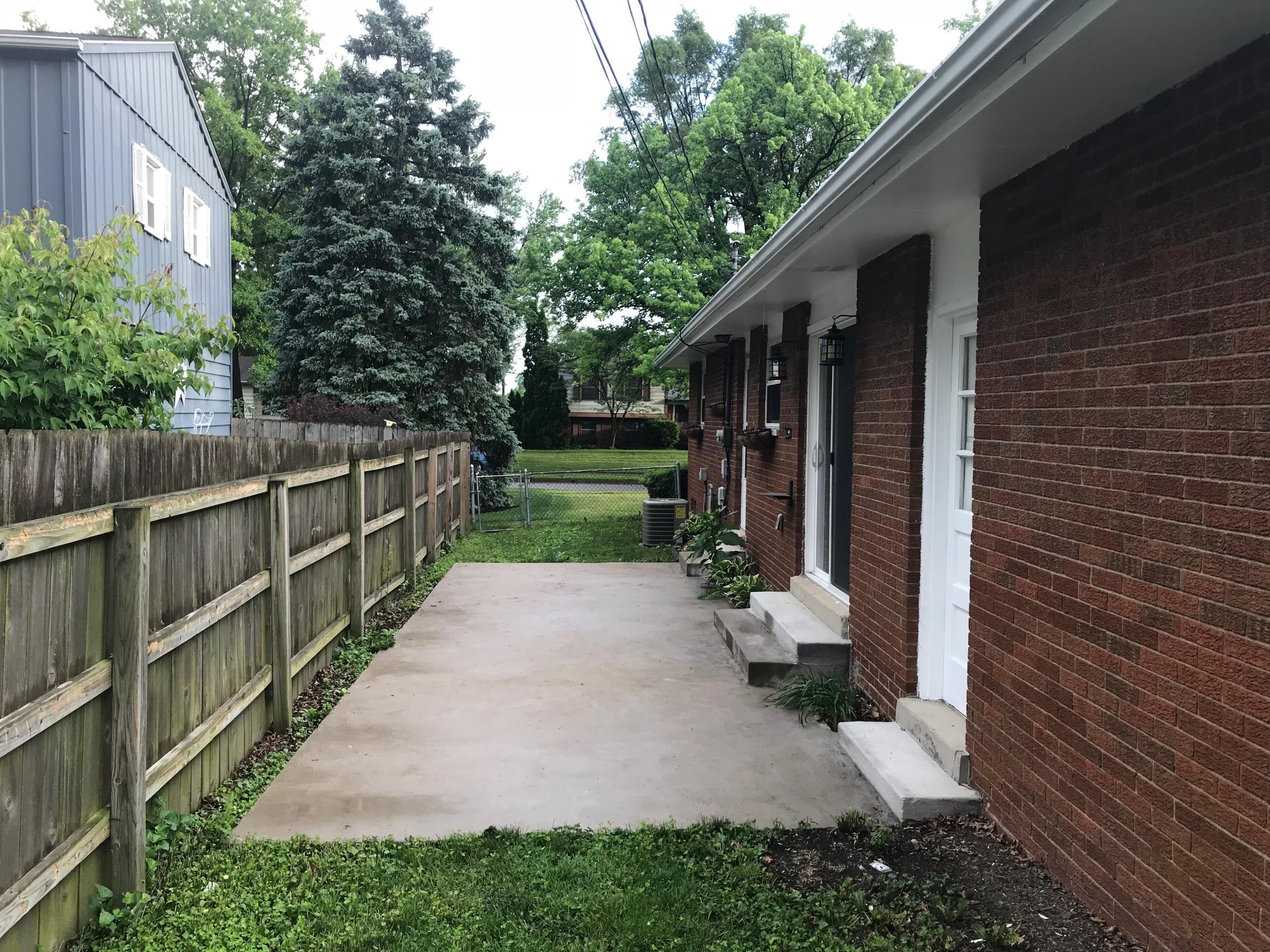 4438 Midvale Road Columbus, OH 43224 - Photo 2 of 12 Gallery Image 2