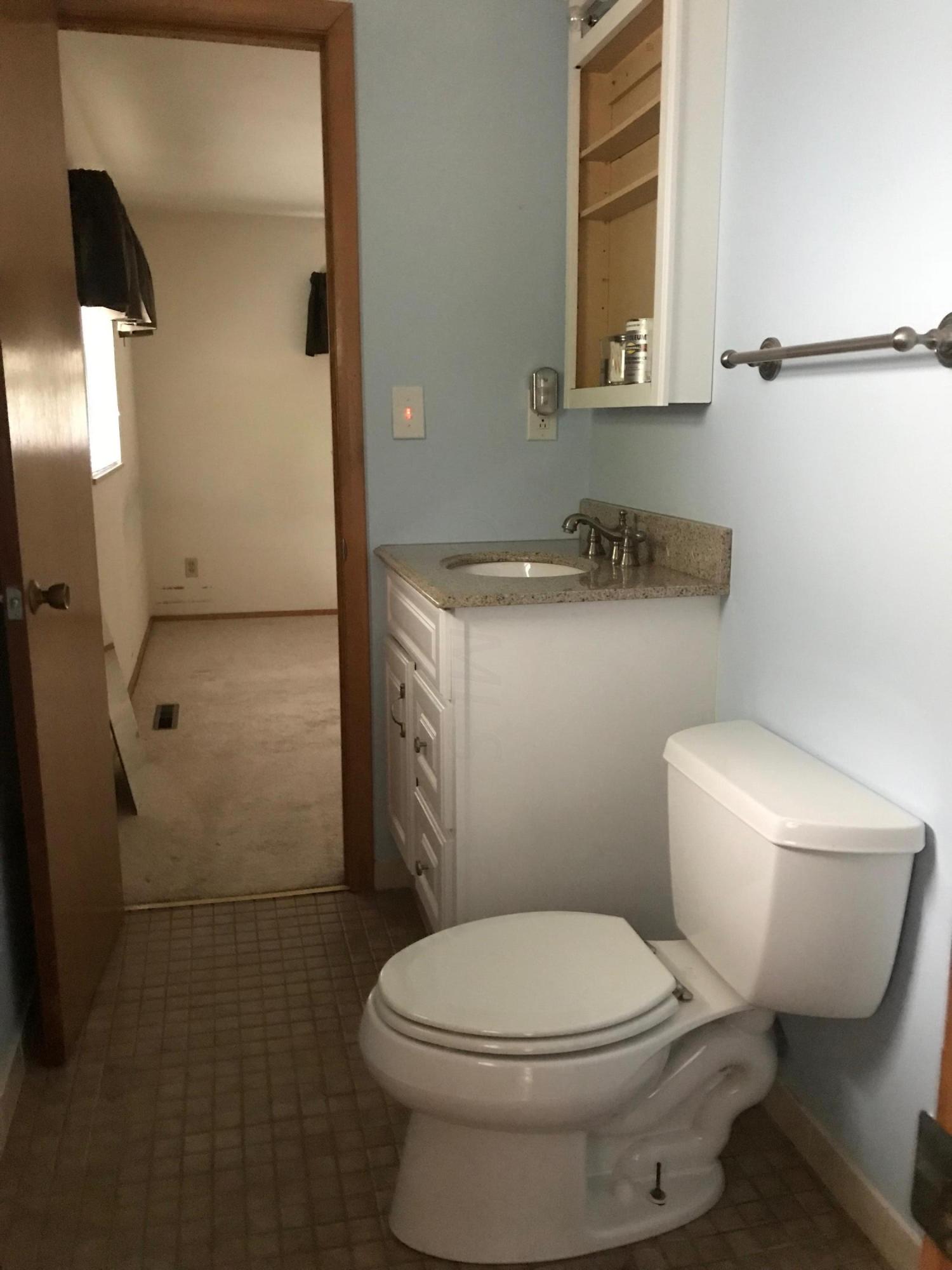 4438 Midvale Road Columbus, OH 43224 - Photo 8 of 12 Gallery Image 8