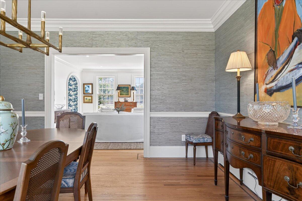 22 Royall Point Road Yarmouth, ME 04096 - Photo 20 of 109 Dining toward formal living room