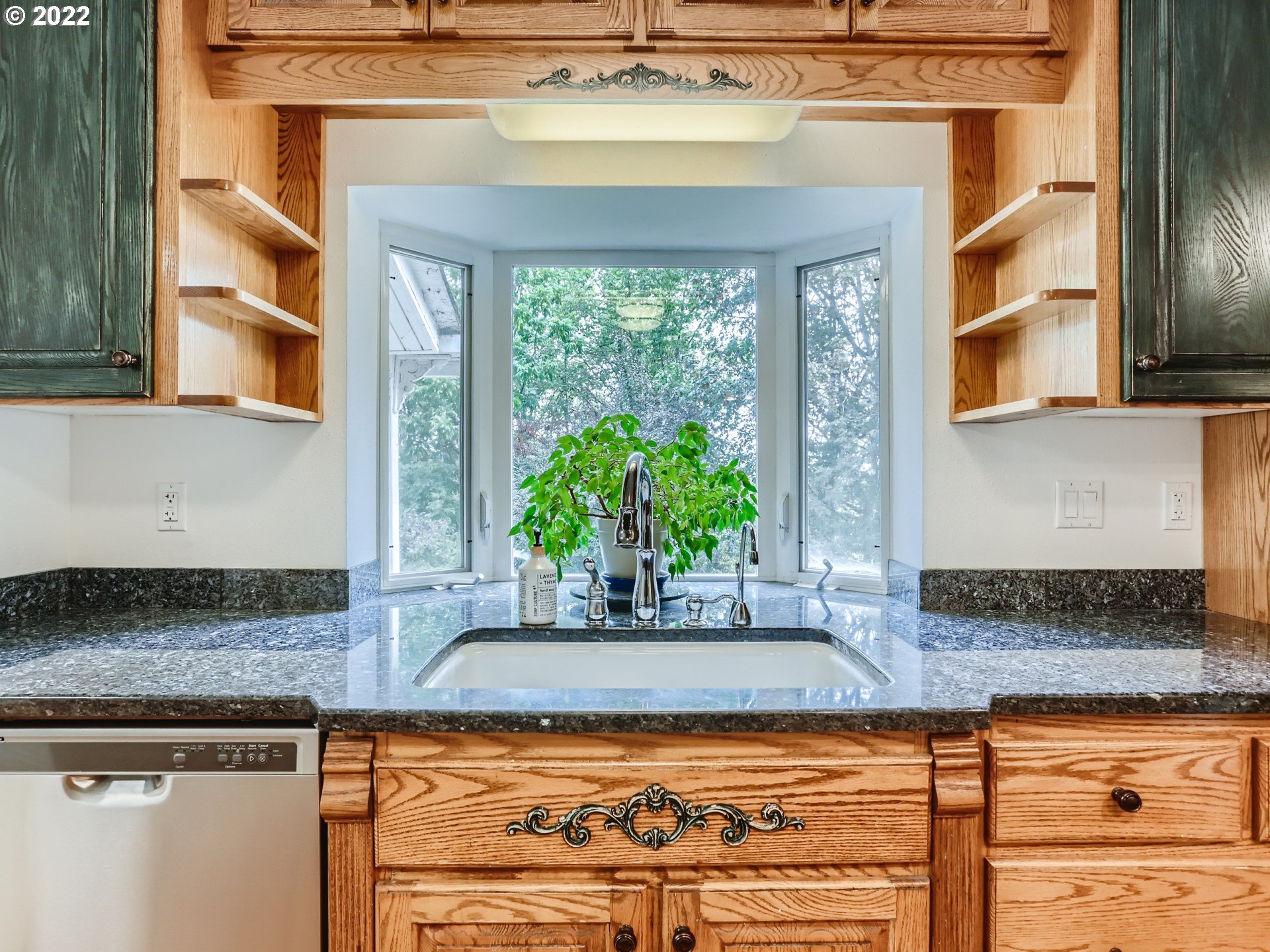 1120 Northwest Hobbs Road Cornelius, OR 97113 - Photo 11 of 32 Kitchen