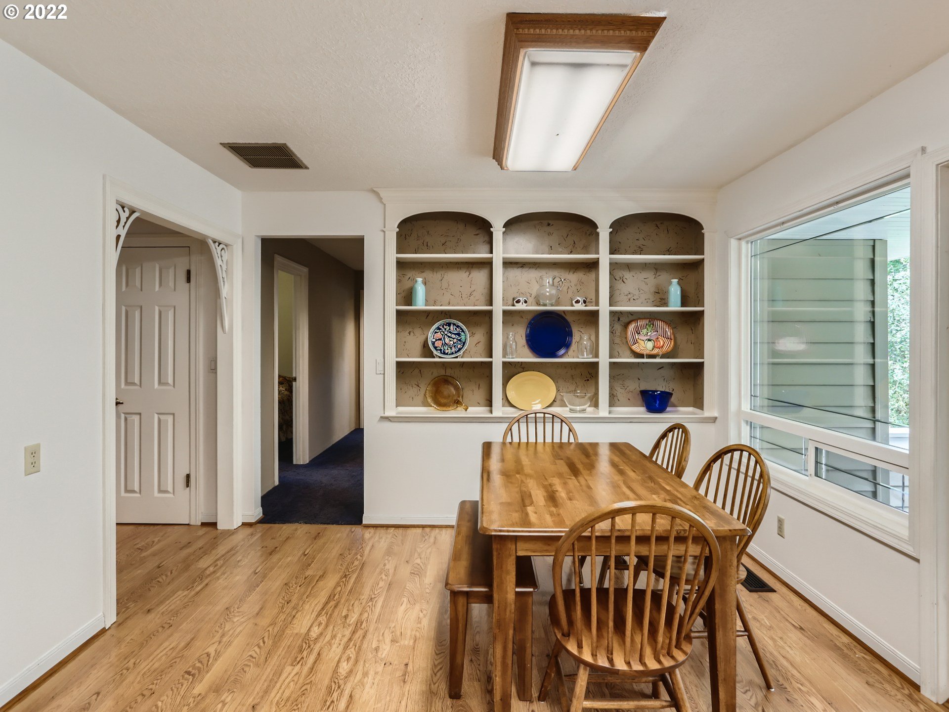 1120 Northwest Hobbs Road Cornelius, OR 97113 - Photo 13 of 32 Breakfast Area