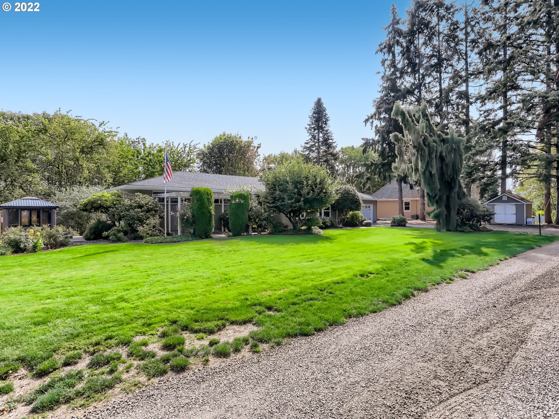 1120 Northwest Hobbs Road Cornelius, OR 97113 - Photo 3 of 32 Front Yard